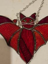 Load image into Gallery viewer, Stained Glass Hanging Catty Bat - Red
