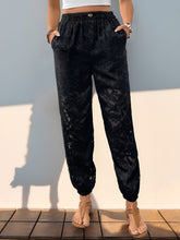 Load image into Gallery viewer, Pocketed Lace Elastic Waist Pants
