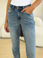 Load image into Gallery viewer, Judy Blue Full Size Mid Rise Rigid Magic Release Hem Jeans
