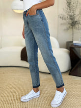 Load image into Gallery viewer, Judy Blue Full Size Mid Rise Rigid Magic Release Hem Jeans
