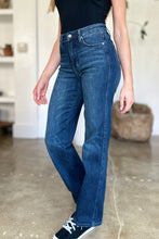 Load image into Gallery viewer, Judy Blue Full Size Tummy Control Straight Jeans
