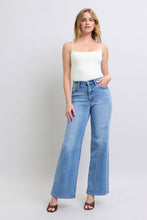 Load image into Gallery viewer, Judy Blue Full Size Wide Leg Jeans with Pockets
