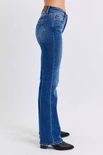 Load image into Gallery viewer, Judy Blue Full Size Run Mid-Rise Bootcut Jeans with Thermal Lining
