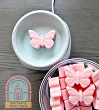 Load image into Gallery viewer, Easy Peasy Lemon Squeezy Butterfly Wax Melts
