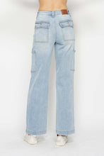 Load image into Gallery viewer, Judy Blue Full Size High Waist Straight Cargo Jeans
