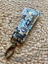 Load image into Gallery viewer, Rifle Paper Co. Cream and Gold Lip Balm Holder
