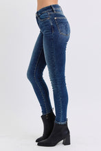 Load image into Gallery viewer, Judy Blue Full Size Run Mid-Rise Waist Skinny Jeans with Thermal Lining
