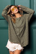 Load image into Gallery viewer, BiBi Checkered Thumbhole Long Sleeve T-Shirt
