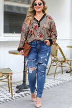 Load image into Gallery viewer, Plus Size Floral V-Neck Blouse
