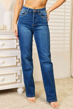 Load image into Gallery viewer, Judy Blue Full Size Straight Leg Jeans with Pockets
