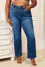 Load image into Gallery viewer, Judy Blue Full Size Straight Leg Jeans with Pockets
